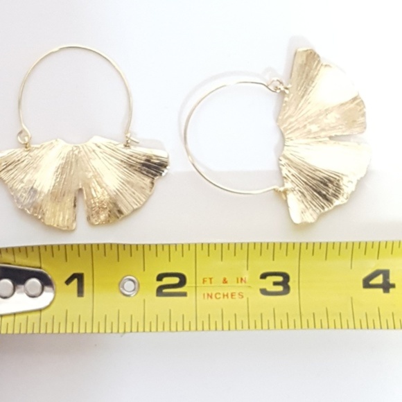 Boho Dangle Statement Earrings Metal Leaf Gold - Picture 2 of 3